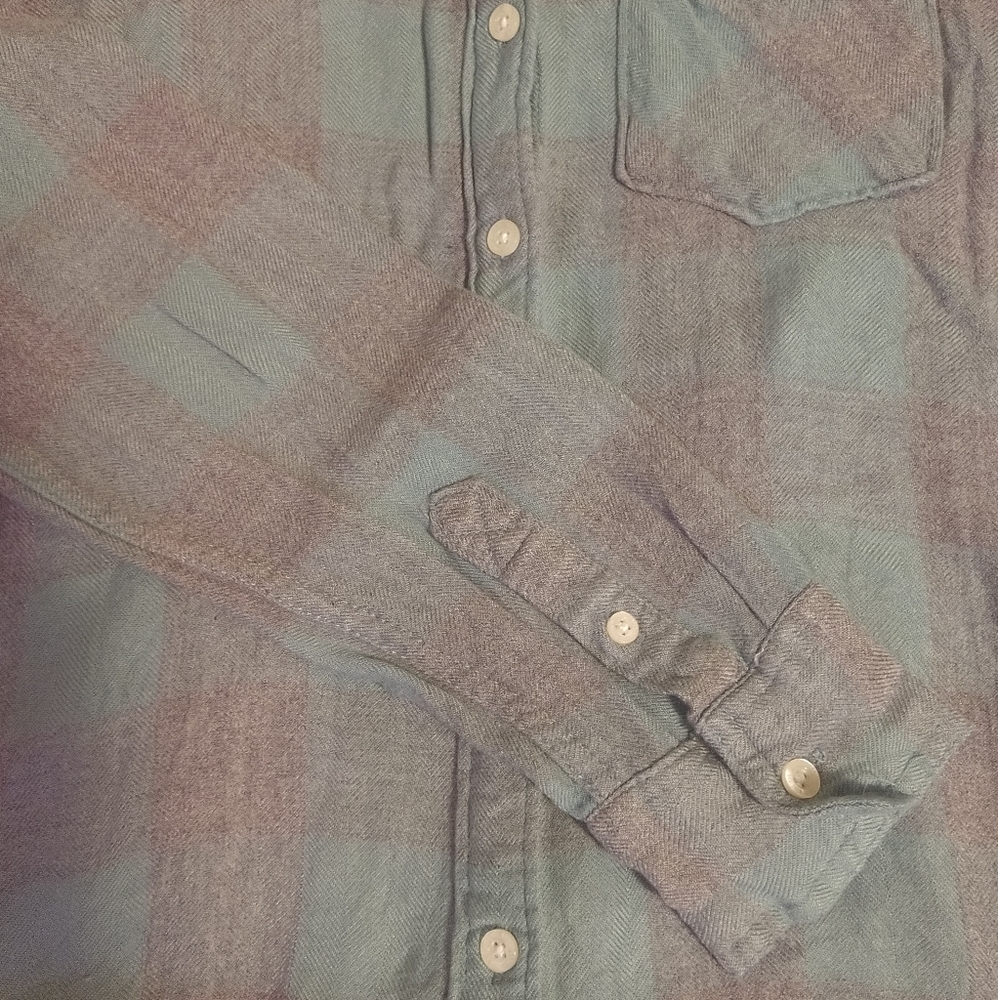 Long sleeve plaid shirt - Picture 2 of 3